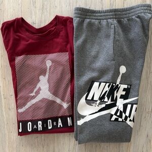 Boys Nike Air Jordan graphic long sleeve tee & fleece jogger pants-MED 10-12 EUC